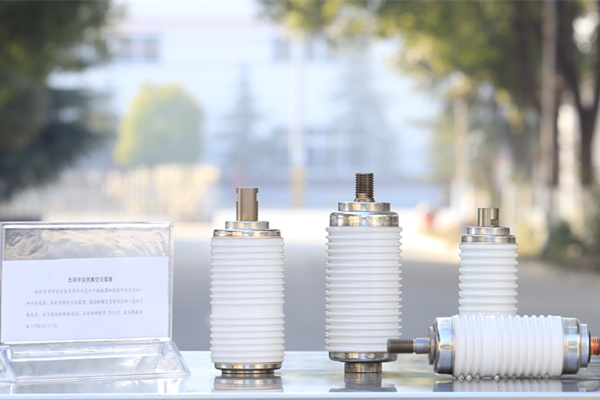 真空開(kāi)關(guān)管接觸點(diǎn)一般采用什么材質(zhì)？